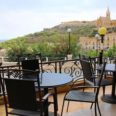 Grand Hotel Gozo-3