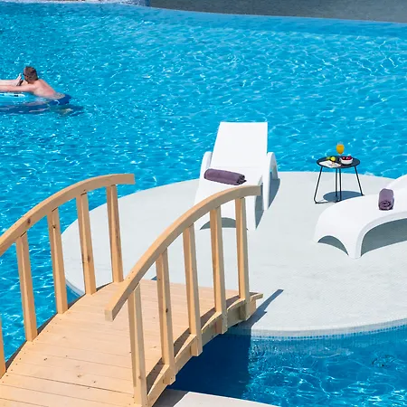 Aminess Vival Port9 Resort-3