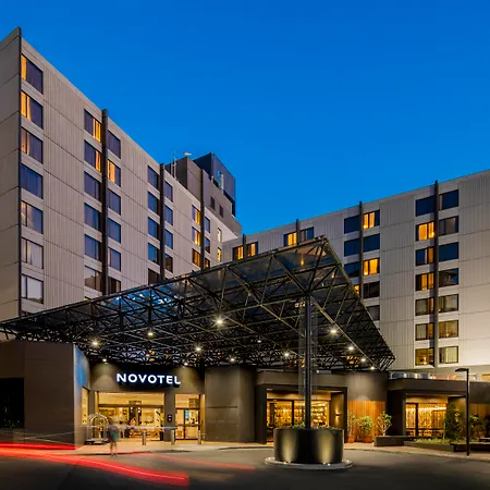 Novotel Sydney International Airport-2