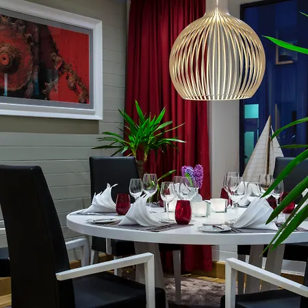 Mercure Klaipeda City Hotel, Meetings, Events, Restaurant & Bar - Accor Group-2