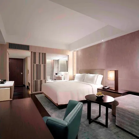 New World Makati Hotel, Manila-3