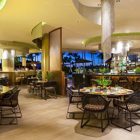 Fairmont Kea Lani, Maui-3
