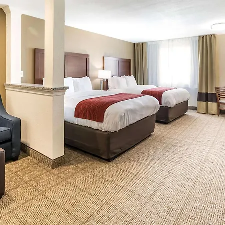 Comfort Inn Waukesha - Milwaukee West-3