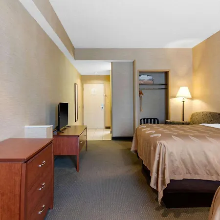 Quality Inn & Suites Benton - Draffenville-3