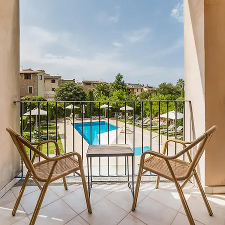 Hotel Ca'l Bisbe-3