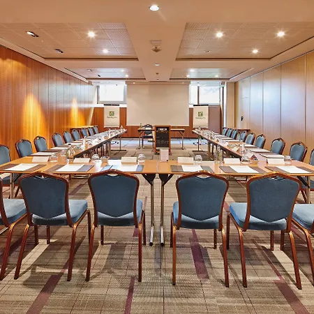 Doubletree By Hilton Paris Bougival-2