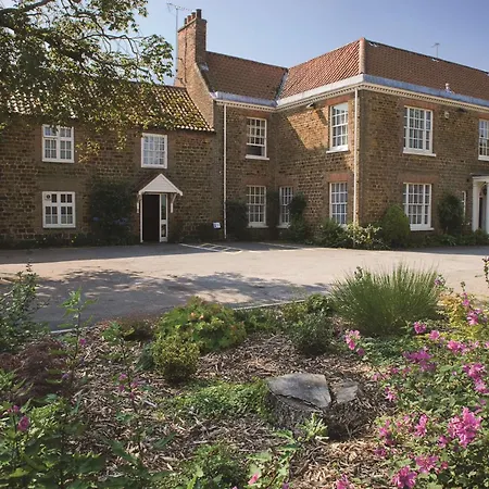 Knights Hill Hotel & Spa-2