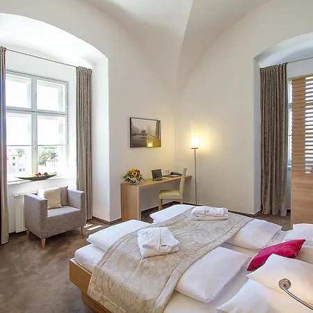 Hotel Altes Kloster-3