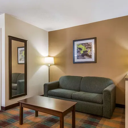 Quality Inn Bloomsburg-2