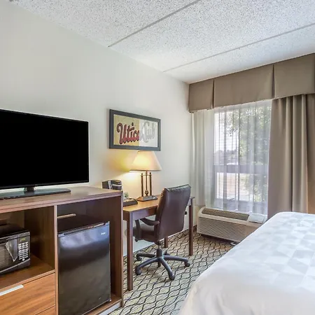 Burrstone Inn, An Ascend Collection Hotel-2