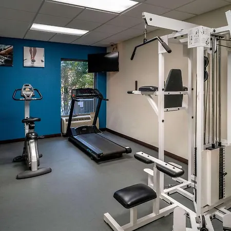 Comfort Inn & Suites Grundy-2