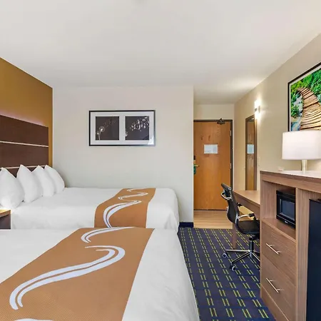 Quality Inn Lee - Lenox South-3