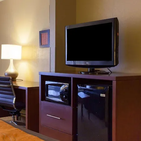 Quality Inn & Suites I-40 East-3