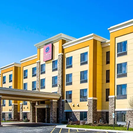 Comfort Suites Oshkosh West-3