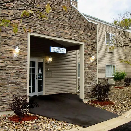 Quality Inn & Suites Red Wing-2
