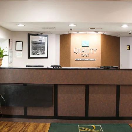 Quality Inn Clinton-Knoxville North-3