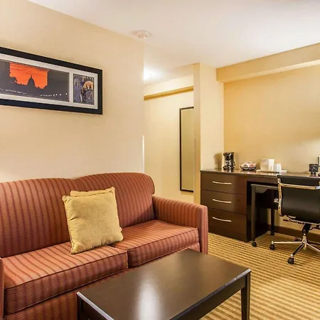 Comfort Suites Wenatchee Leavenworth-2