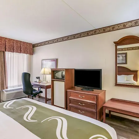 Quality Inn & Suites Bel Air I-95 Exit 77A-2