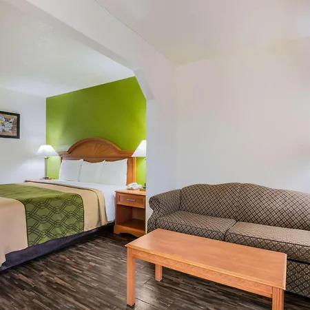 Econo Lodge & Suites Brinkley-3