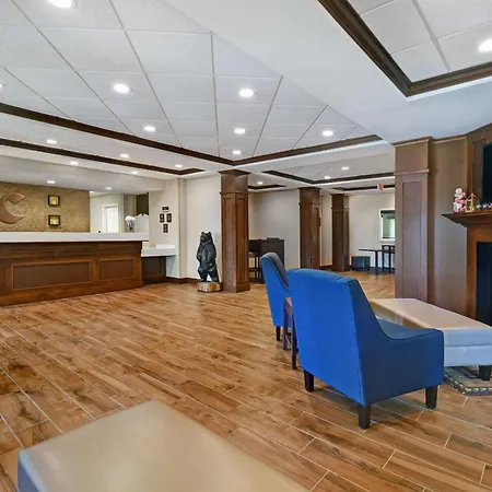 Comfort Inn & Suites Wilton-2