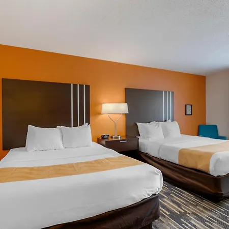 Quality Inn & Suites Keokuk North-2