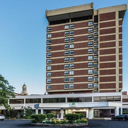 Holiday Inn & Suites Pittsfield-Berkshires By Ihg-3