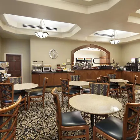 Ramada By Wyndham Olympia-3