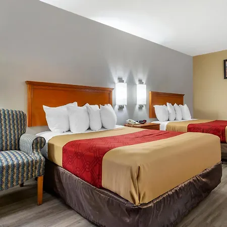 Econo Lodge & Suites Southern Pines - Pinehurst-2