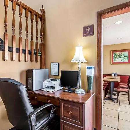 Econo Lodge Inn & Suites Fairview Heights St Louis-3
