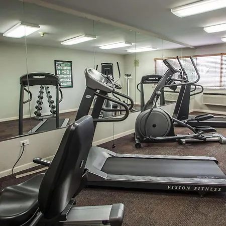 Quality Inn & Suites St Charles -West Chicago-3