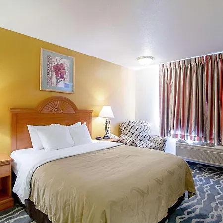 Quality Inn Huron-2