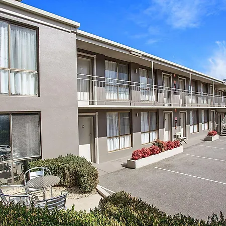 Comfort Inn On Raglan-3
