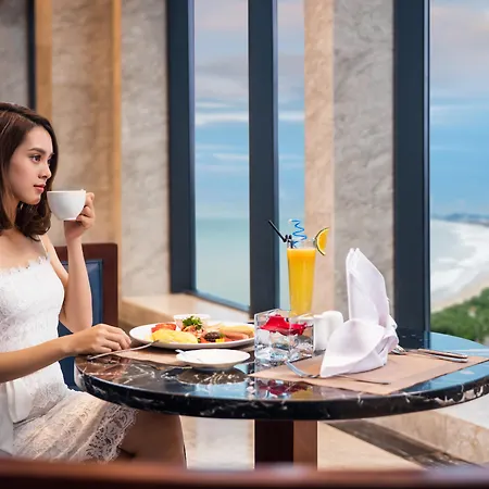 Altara Suites Da Nang By Ahg-2