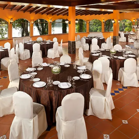 Hotel Melia Panama Canal-3