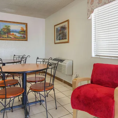 Motel 6 Brighton Co Denver Northeast-2