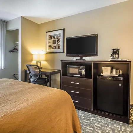 Quality Inn & Suites Decorah-2