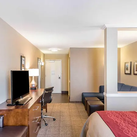 Comfort Inn & Suites Sidney I-80-3