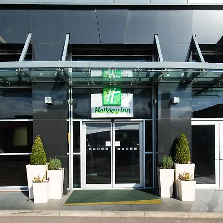 Holiday Inn Stevenage By Ihg-3