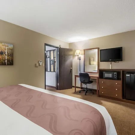 Quality Inn & Suites Newberry-3