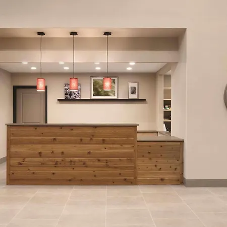 Country Inn & Suites By Radisson, Ft Atkinson, Wi-2