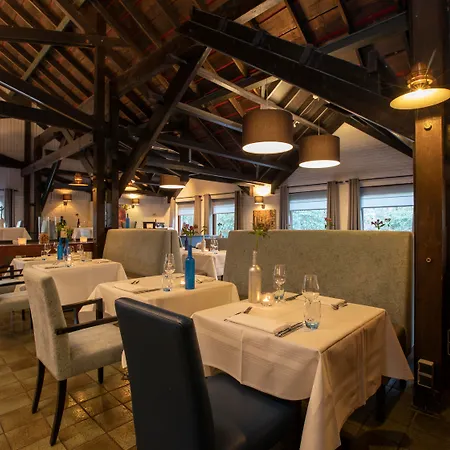 Fletcher Hotel-Restaurant Klein Zwitserland-3