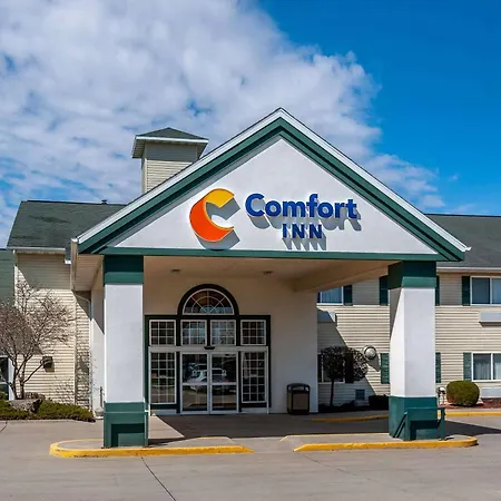 Comfort Inn Dyersville Near The Field Of Dreams-3