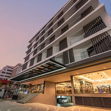 Blackwoods Hotel Pattaya - Sha Extra Plus-3