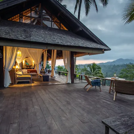 Buahan, A Banyan Tree Escape-2