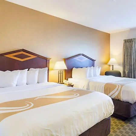 Quality Inn Fairmont-3