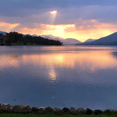 Linnhe Lochside Holidays-3