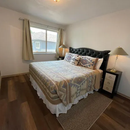 Riverfront Lodging-2