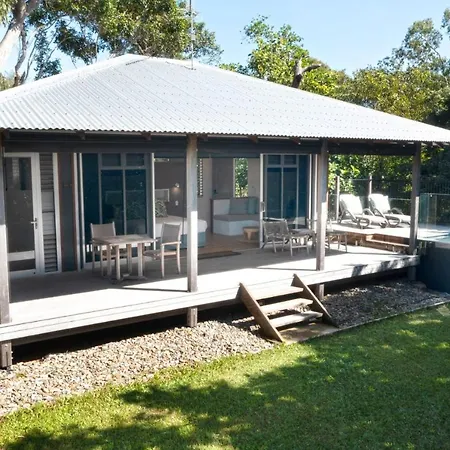 The Bungalows - Absolute Beachfront-2