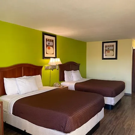 Linder Motor Lodge-2