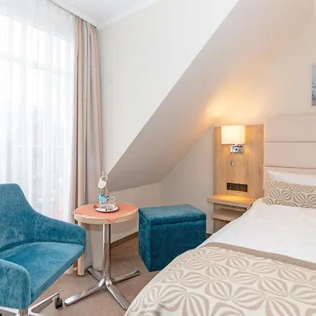 Hotel Am Strand-2